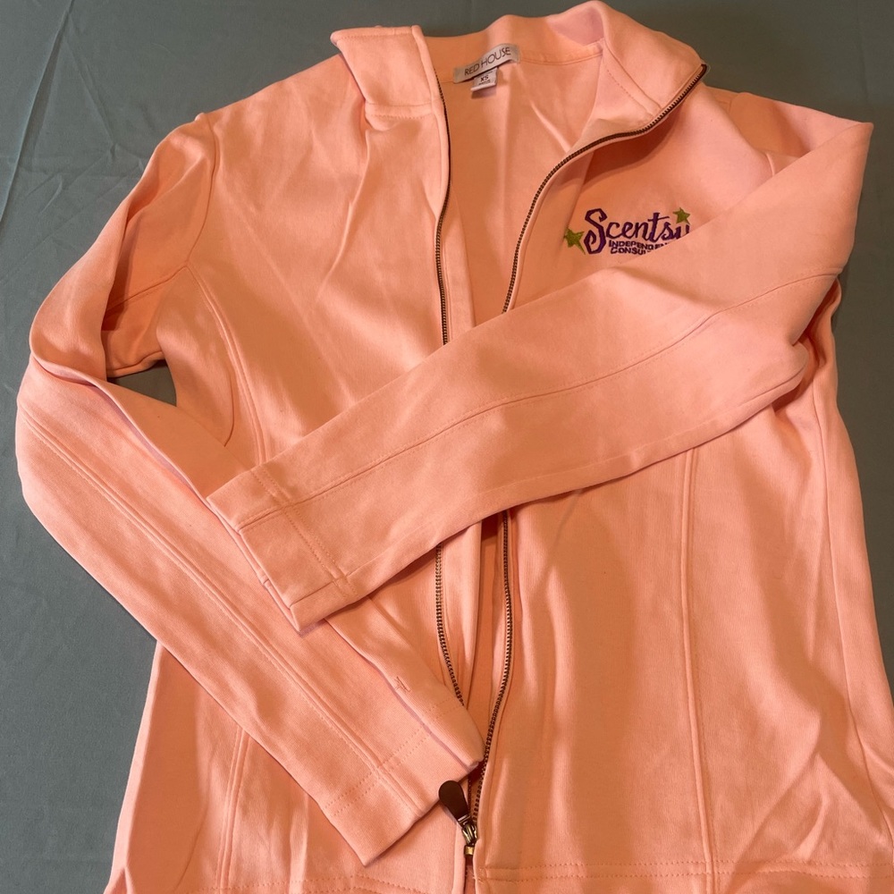 Women’s sweater